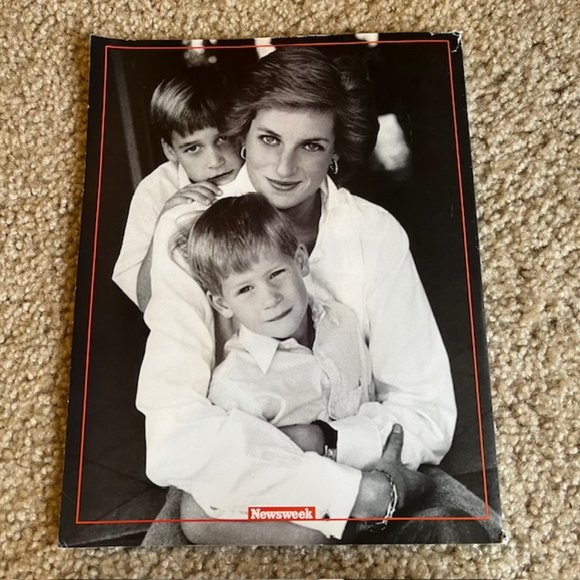 Newsweek Princess Diana Commemorative Issue Magazine 1997 -A Celebration of Life - Picture 2 of 6